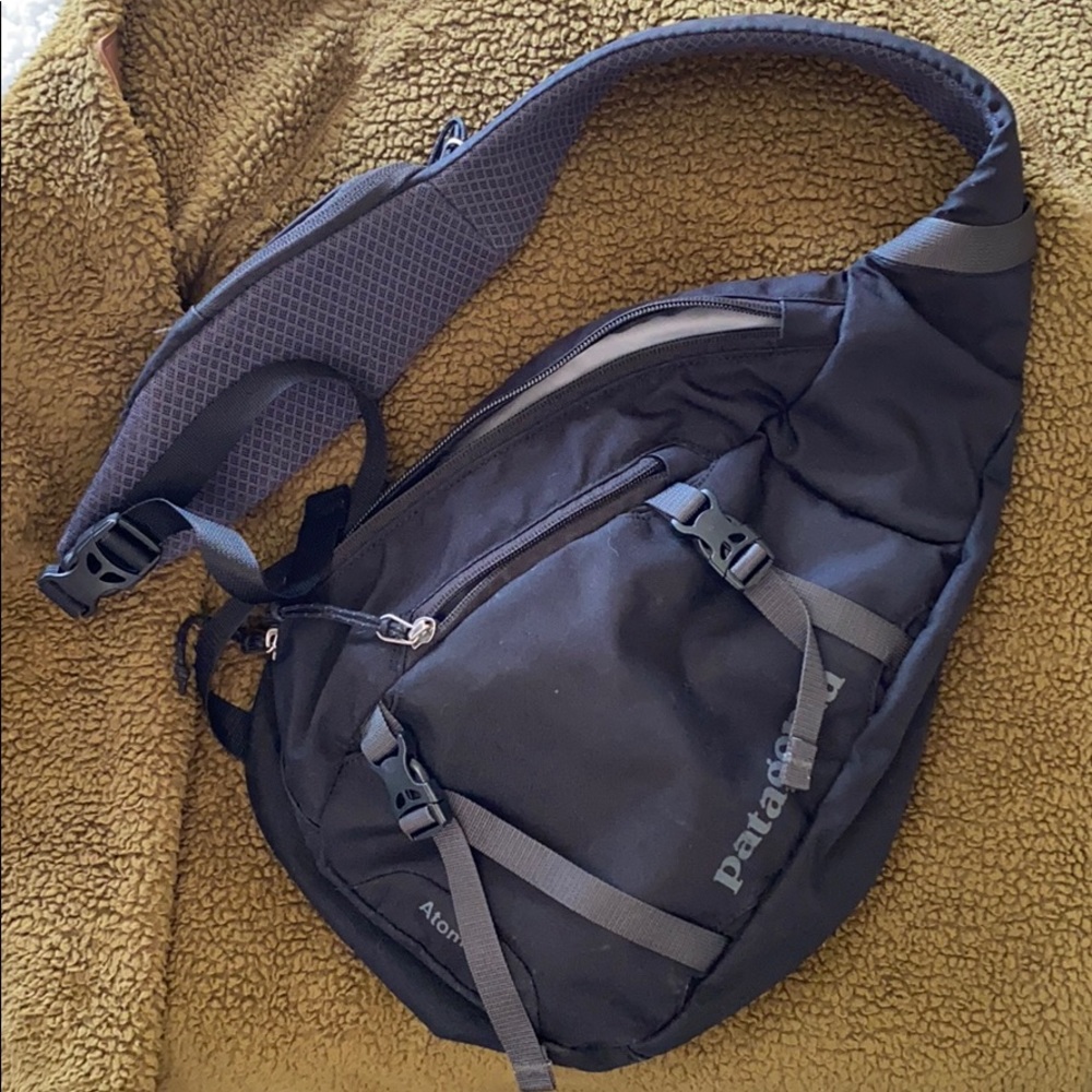 Patagonia mini shoulder bag